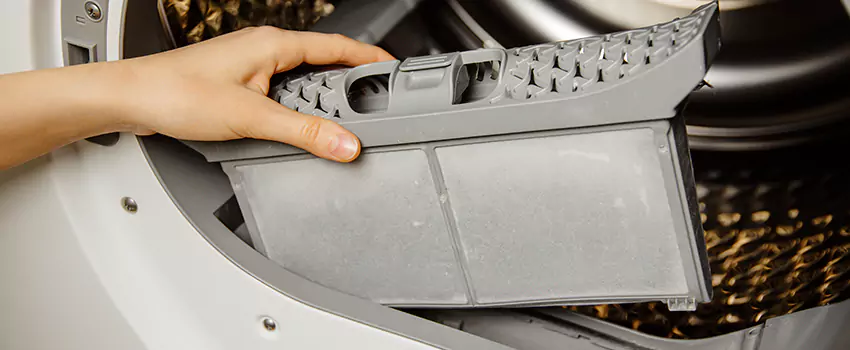 Signs Of A Clogged Dryer Lint Trap in Mequon, Wisconsin
